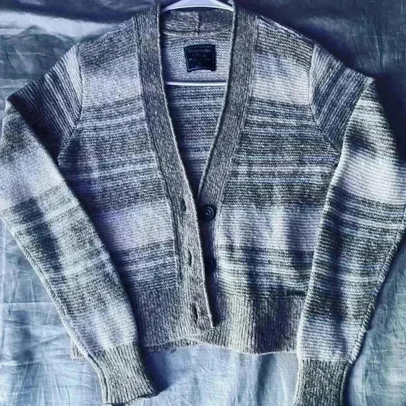 Abercrombie and Fitch cardigan sz S - Picture 7 of 11